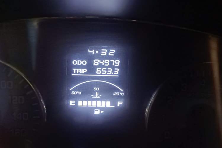 Used Jinbei New Hiace X30L 2016 1.5L Wealth Edition Van DLCG14 Odometer Close Up