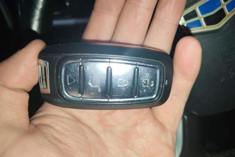 Used Geely Auto Emgrand 2016 Sedan 1.5L CVT Upward Version