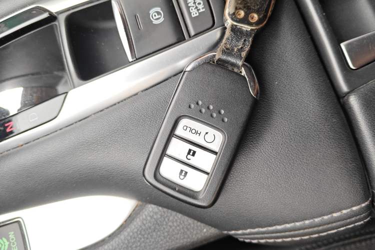 Used Honda Avancier 2017 240TURBO Two-Wheel Drive Elite Edition