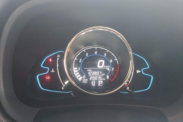 Used Venucia M50V 2017 1.6L XL CVT Luxury Edition