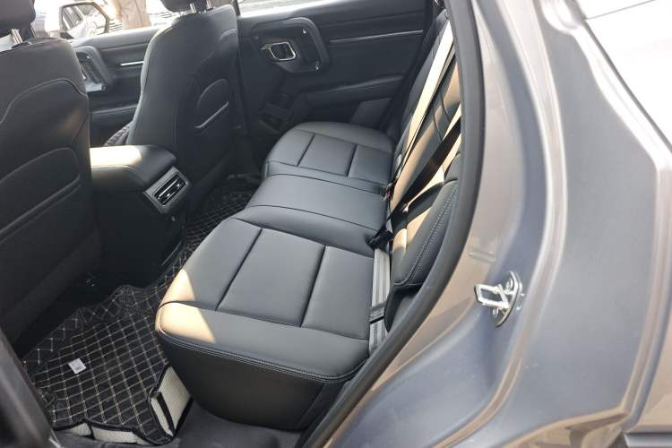 Used Haval H Dog 2023 2.0T All-Wheel-Drive Chaoye Plus Left Rear Seat