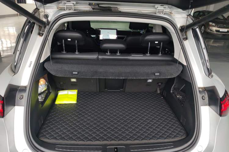 Used smart #1 2024 Premium Edition Trunk