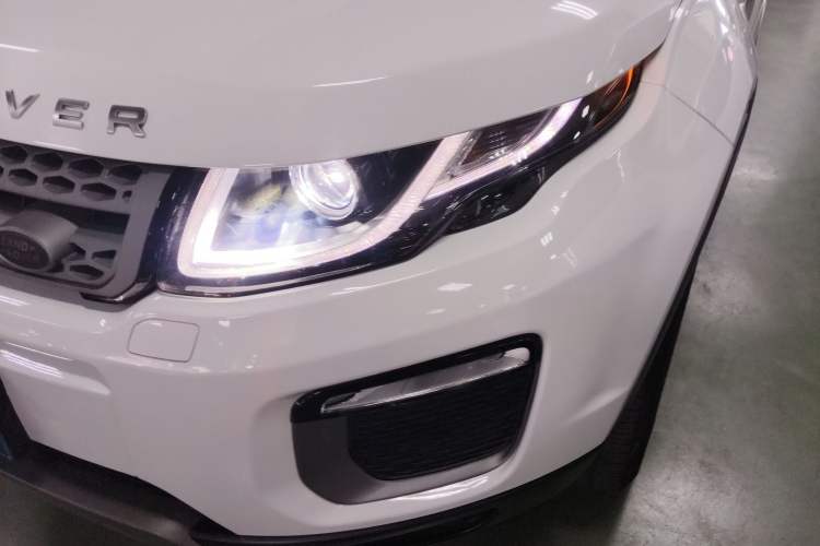 Used Land Rover Range Rover Evoque 2017 2.0T PURE Style Edition
