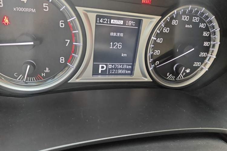 Used Suzuki Vitara 2016 1.4T Automatic 4x4 Flagship Model Odometer Close Up