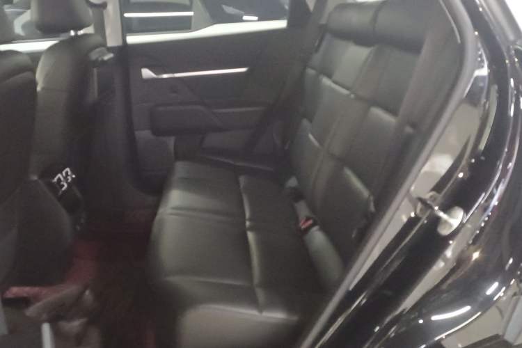 Used Hyundai ix35 2023 Musso 2.0L Deluxe Edition DLX
