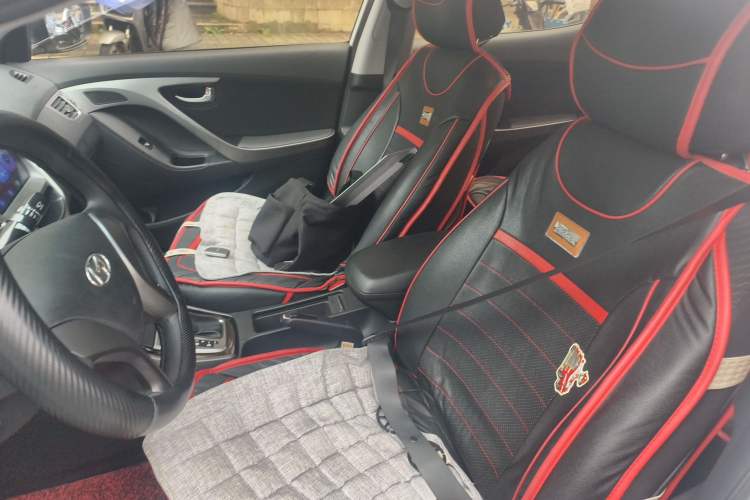 Used Hyundai Elantra (5th Generation / Langdong) 2015 1.6L Automatic Leading Model