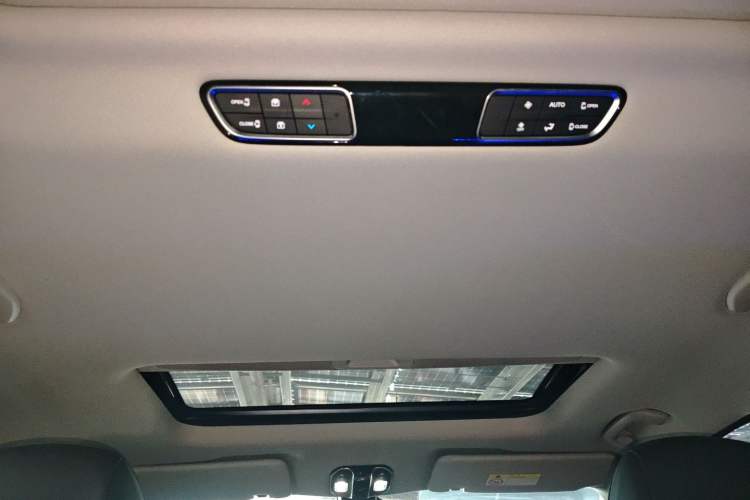 Used GAC Trumpchi M8 2024 Master Series Super Hybrid Edition Headliner