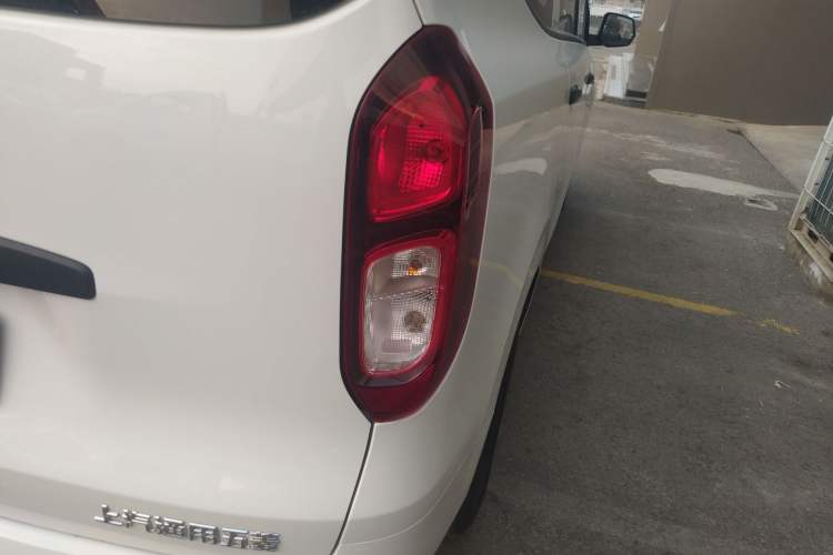 Used Wuling Hongguang New Energy 2024 All-Electric Model 300KM Practical Version