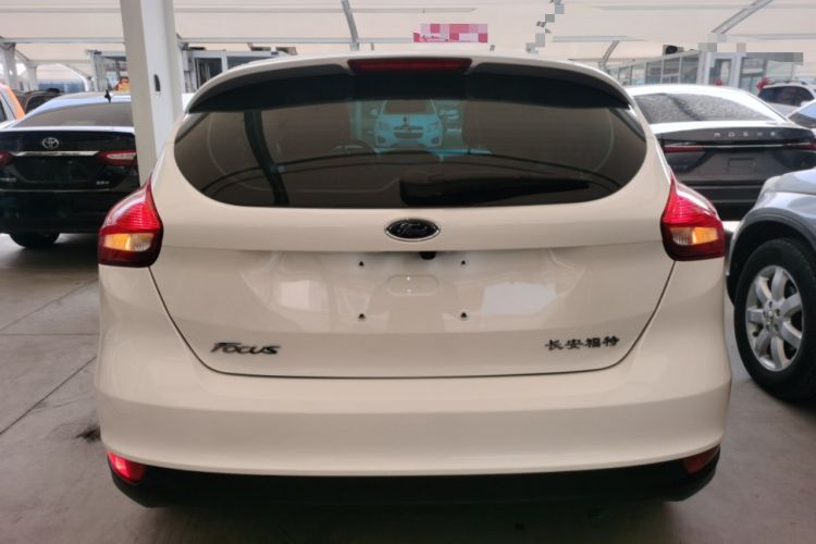 Used Ford Focus 2018 Hatchback Classic 1.6L Automatic Comfort Plus SmartDrive Edition