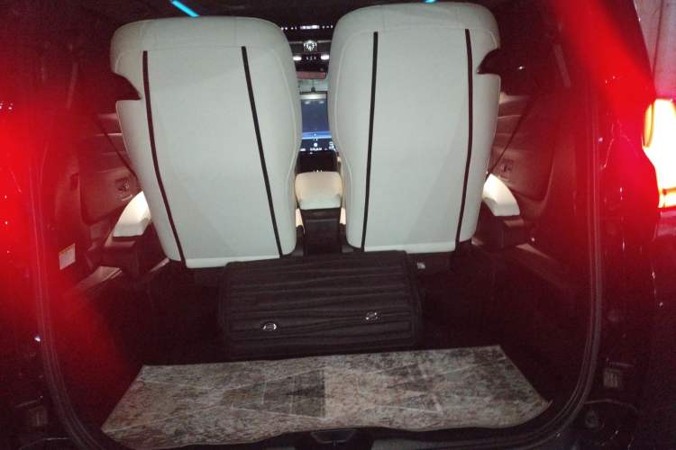 Used Lexus LM 2020 300h Four-Seat Grand Edition