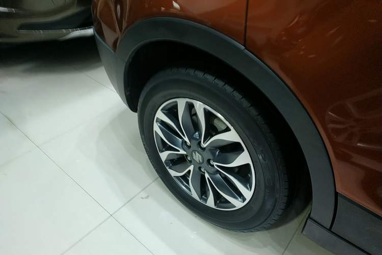 Used Suzuki Vitara S-Cross 2017 1.6L CVT Two-Wheel Drive Urban Advanced Model