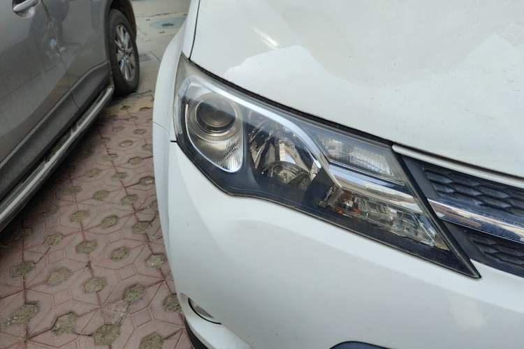 Used Toyota RAV4 2013 2.0L CVT Two-Wheel Drive Urban Edition
