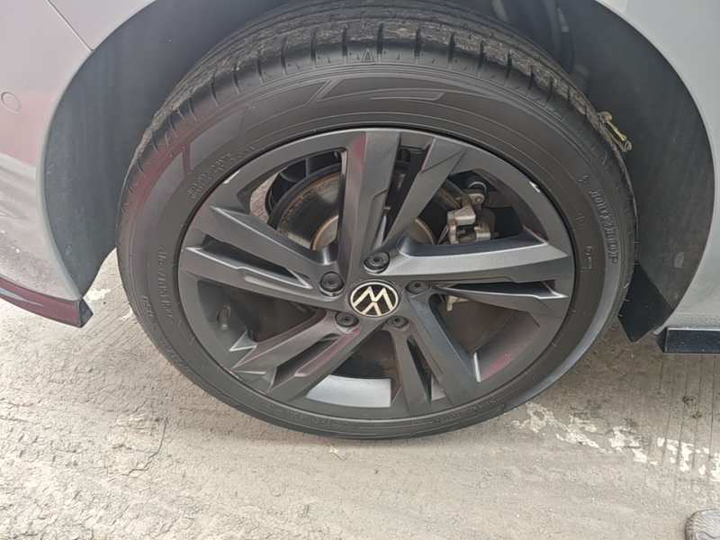 Used Volkswagen Golf 2023 Facelift 280TSI DSG R-Line Lite — 25