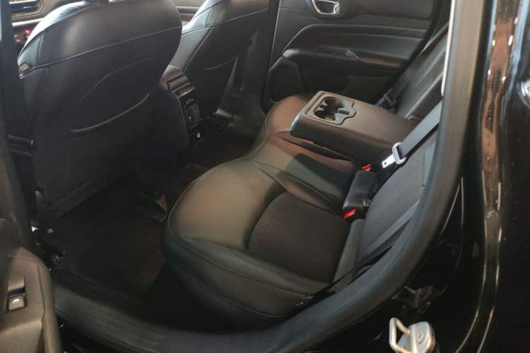 Used Jeep Compass 2021 220T Automatic Leading Edition
