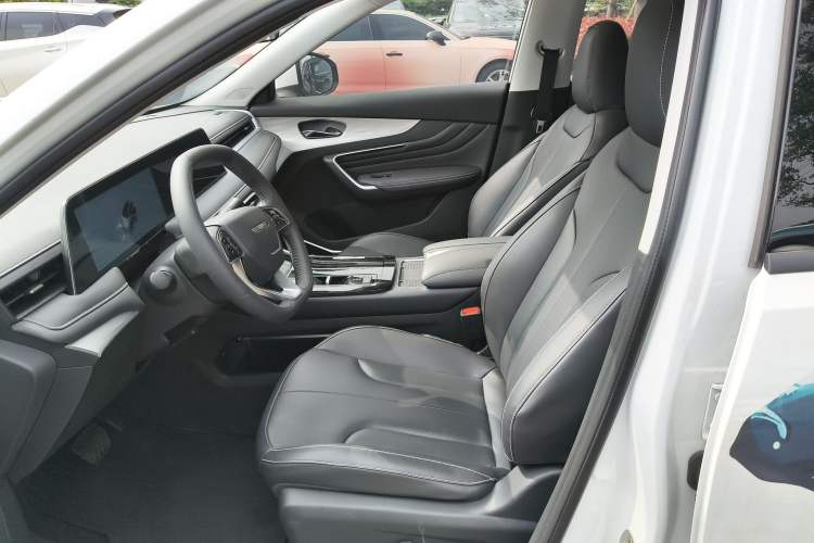 Used Venucia V DD-i 2025 Orca 150km Joyful Journey Edition
