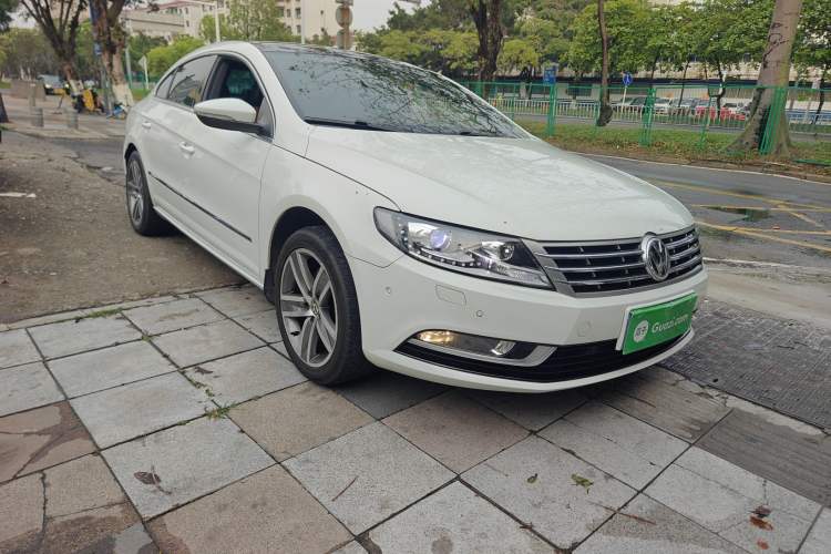 Used Volkswagen FAW-Volkswagen CC 2015 1.8TSI Luxury Model
