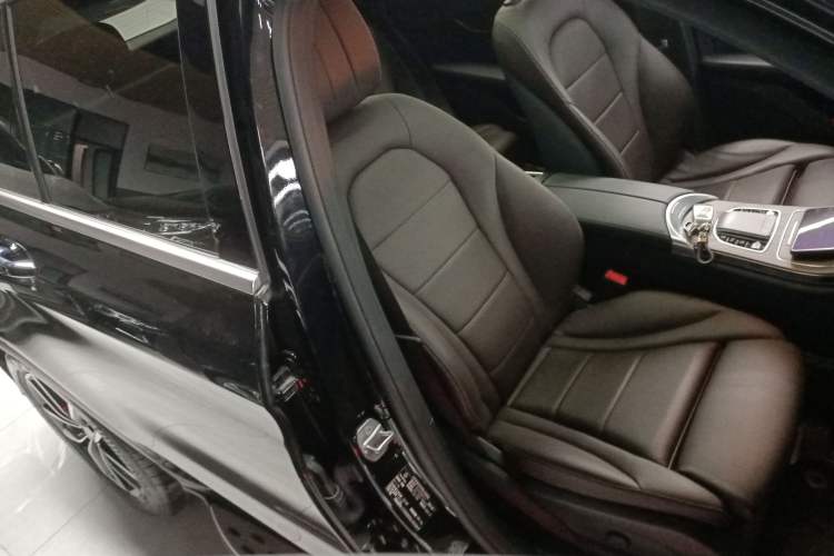 Used Mercedes-Benz GLC 2022 Second Facelift GLC 260 L 4MATIC Luxury Edition
