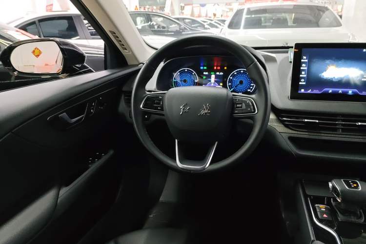 Used Hongqi E-QM5 2021 Charging Version Flagship Edition Steering Wheel