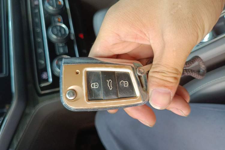 Used Volkswagen Teramont 2017 530 V6 Four-Wheel Drive Flagship Edition Vehicle Key