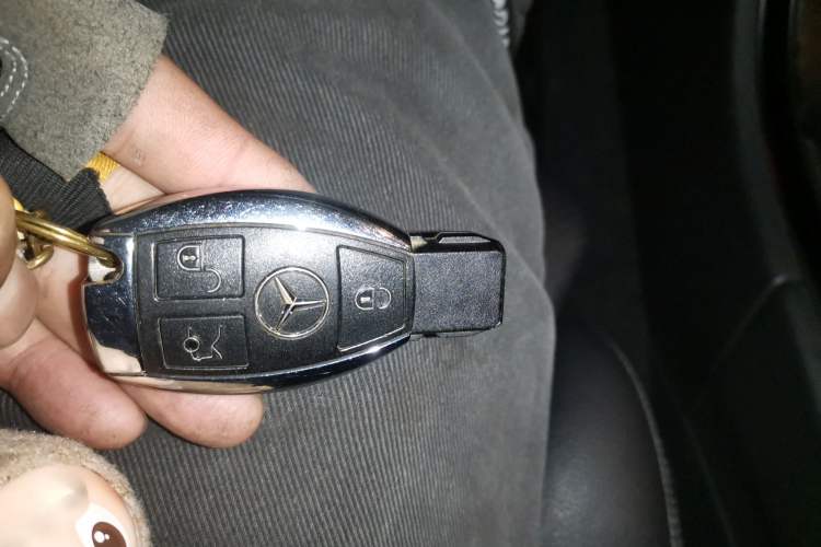 Used Mercedes-Benz C-Class 2016 C 200 L Sport Edition Vehicle Key