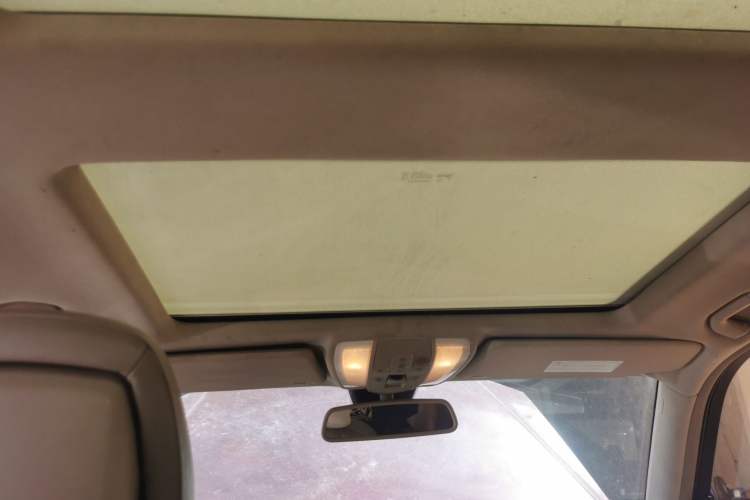 Used Mercedes-Benz GLK-Class 2008 GLK 300 4MATIC Luxury Model Headliner