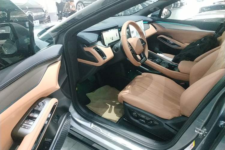 Used BYD Song L EV 2024 662 km Excellence Version Driver Seat