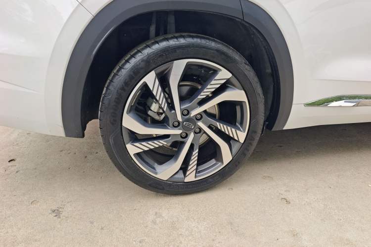 Used Geely Auto Monjaro L 2024 2.0TD High-Power Automatic Two-Wheel Drive Skyline Edition Right Rear Wheel Hub