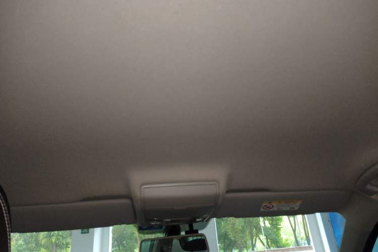 Used Volkswagen Tiguan L 2018 Revised Version 330TSI Automatic Two-Wheel Drive Comfort Edition
