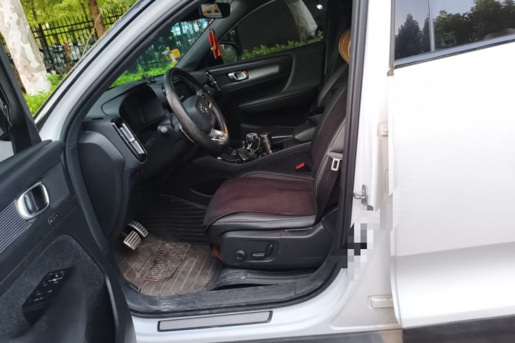 Used Volvo XC40 2020 T4 Four-Wheel Drive Smart & Sporty Edition