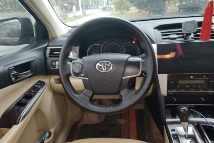 Used Toyota Camry 2015 2.0G Premier Edition Steering Wheel