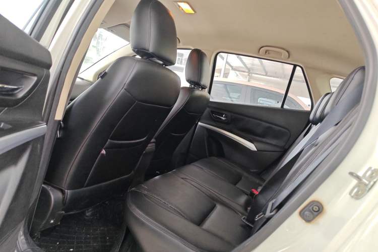 Used Suzuki S-Cross 2014 1.6L CVT Two-Wheel Drive Entry Model
