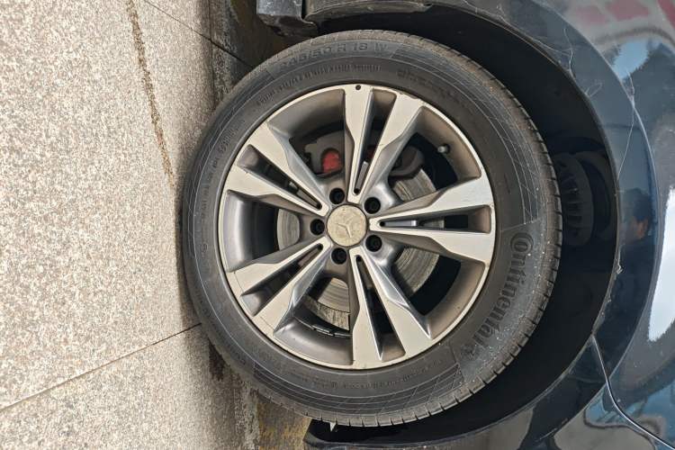 Used Mercedes-Benz V-Class 2017 V 260 Avantgarde Edition