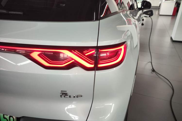 Used BYD Yuan UP 2024 401KM Leading Edition
