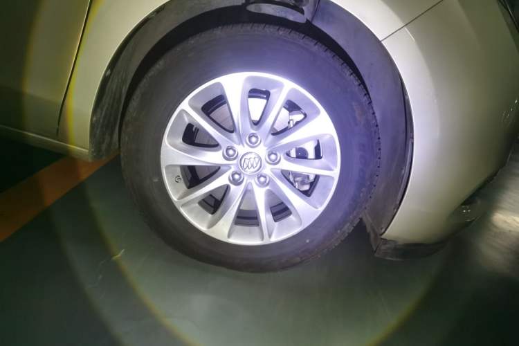 Used Buick GL8 2018 ES 28T Comfort Model China VI Standard