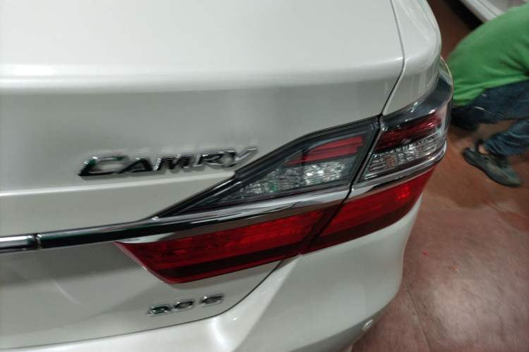 Used Toyota Camry 2015 2.0G Premier Edition