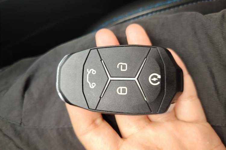 Used Lynk & Co 01 2017 2.0T Two-Wheel Drive Zhaopu Version
