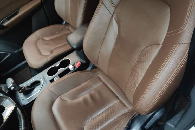 Used FAW Senya R7 2017 1.6L Automatic Smart Version Left Front Seat