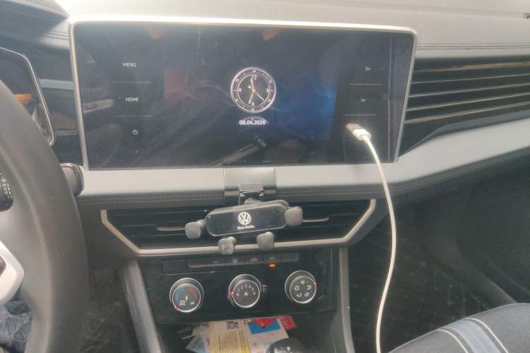 Used Volkswagen Sagitar 2024 300TSI DSG Flyover Edition Audio And AC Panel