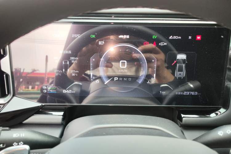 Used Formula Leopard 8 2025 Smart & Brave Flagship Edition 7 Seats
