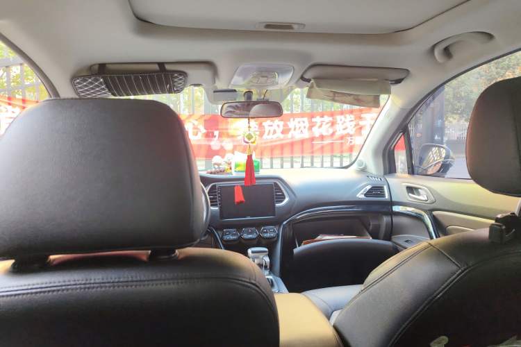 Used GAC Trumpchi GS4 2017 235T Automatic Two-Wheel Drive Luxury Smart Connectivity Version
