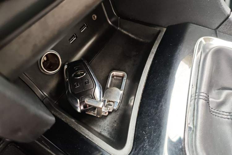 Used Soueast DX7 2016 1.5T Manual Triumph Edition