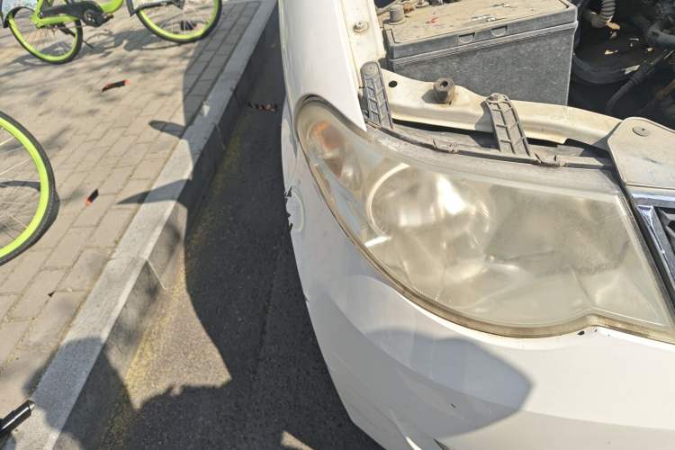 Used Wuling Hongguang 2014 1.2L Standard Model China IV
