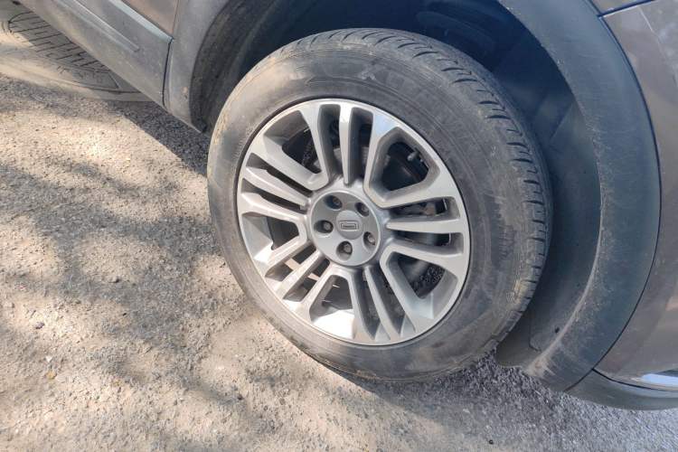 Used Qoros 5 2018 Revised 1.6T Automatic Luxury Version
