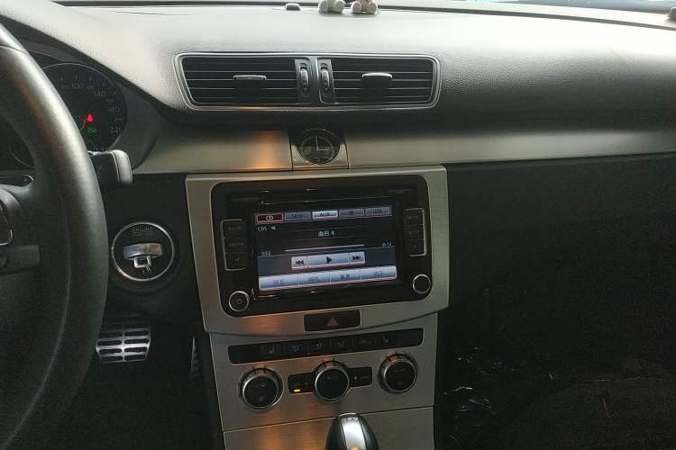 Used Volkswagen FAW-Volkswagen CC 2013 1.8TSI Prestige Model
