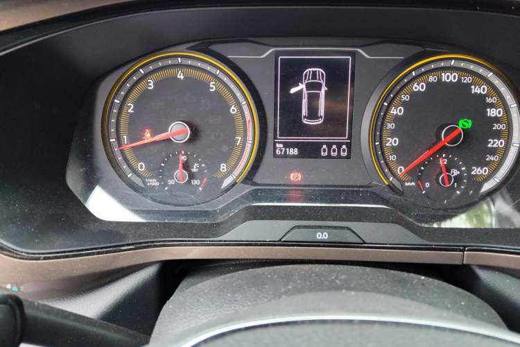 Used Volkswagen Tharu 2020 280TSI Two-Wheel Drive Luxury Plus Version China VI Standard Odometer Close Up