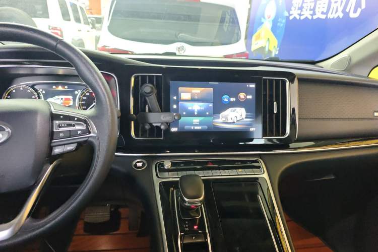 Used GAC Trumpchi M8 2021 Revised Version Lingxiu Series 390T Luxury Edition Audio And AC Panel