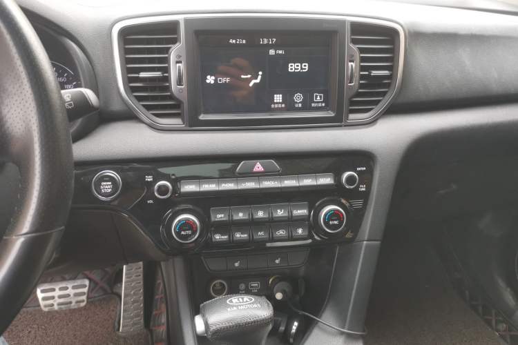 Used Kia KX5 2017 1.6T Automatic Two-Wheel Drive 15th Anniversary Special Edition DLX
