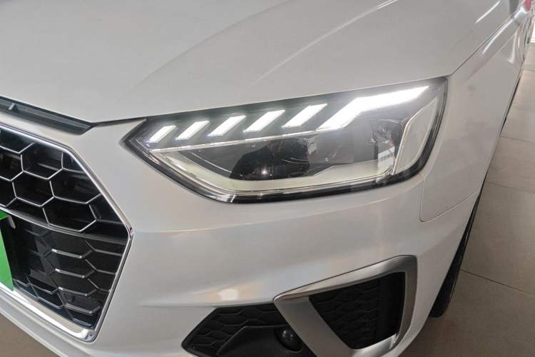 Used Audi A4L 2020 40 TFSI Luxury Dynamic Model
