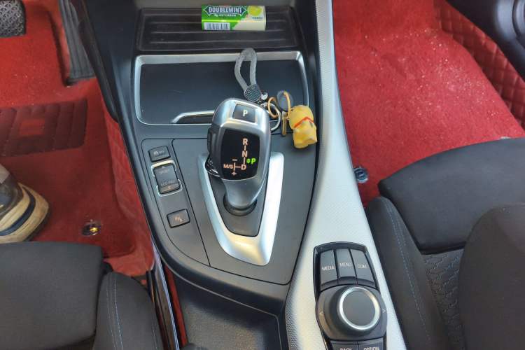 Used BMW 2 Series 2018 225i Convertible Coupe M Sport Edition Gear Lever