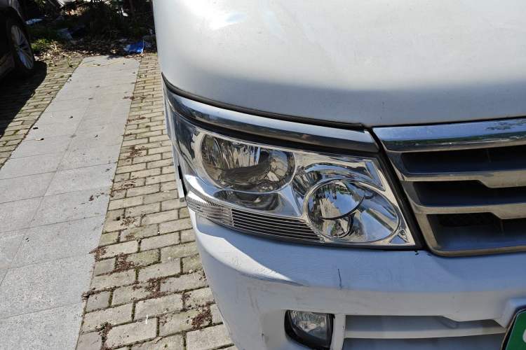 Used Jinbei Hiace 2014 2.0L Fifth-Generation Xiangyun Comfort Type 1 4G20C
